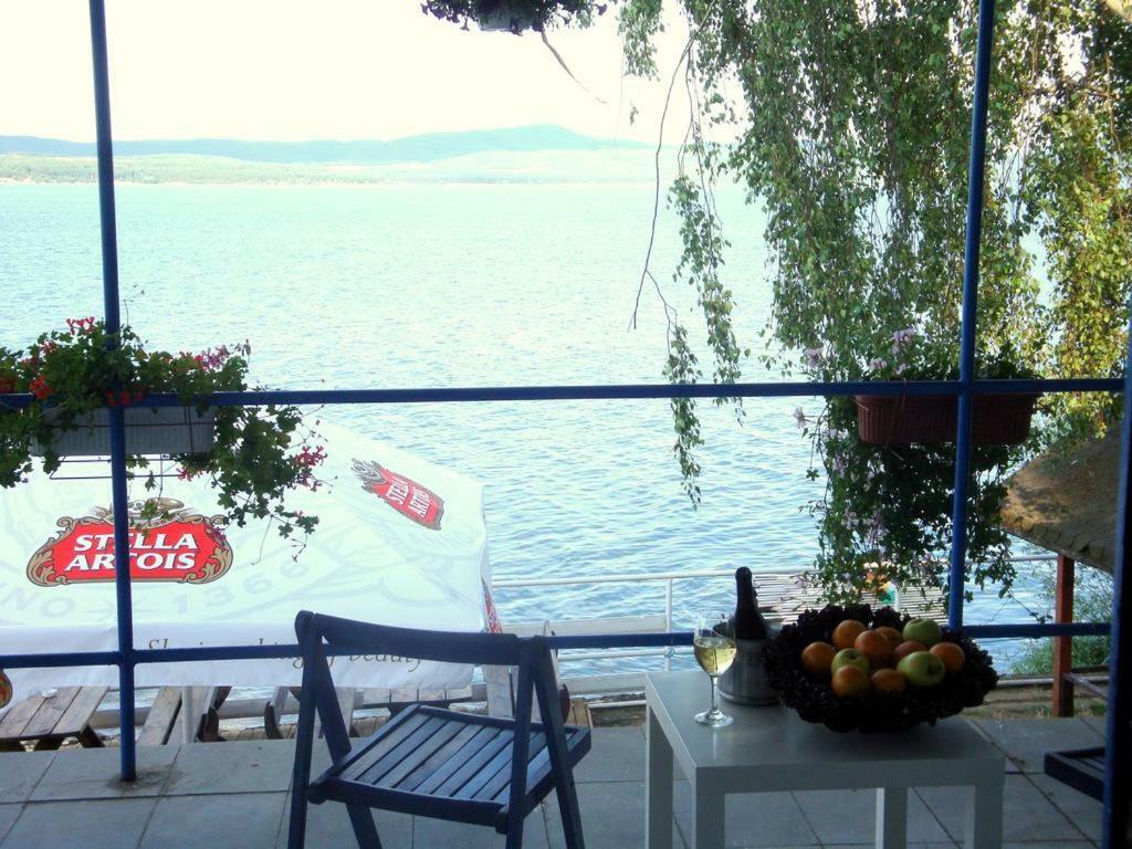 Комплекс Белите Къщи Shtarkelovo Gnezdo ภายนอก รูปภาพ