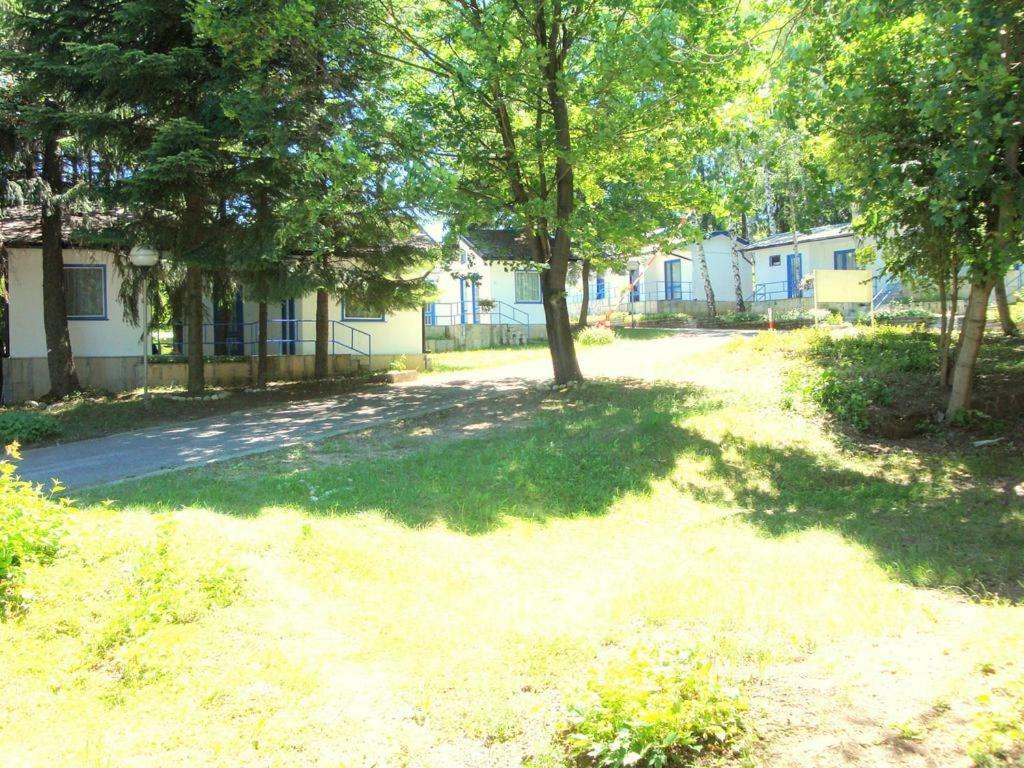 Комплекс Белите Къщи Shtarkelovo Gnezdo ภายนอก รูปภาพ