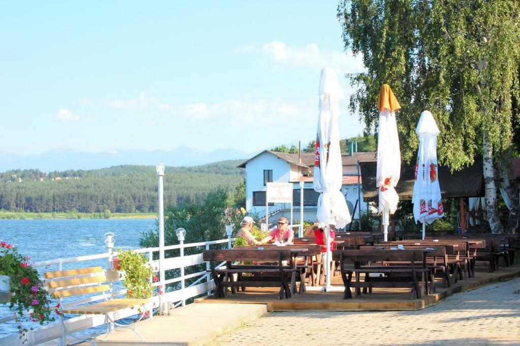 Комплекс Белите Къщи Shtarkelovo Gnezdo ภายนอก รูปภาพ